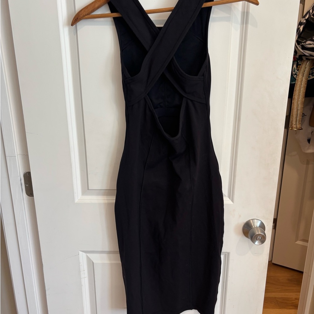 lululemon athletica Black Cross-Back Midi Bodycon Dress - Picture 3 of 4